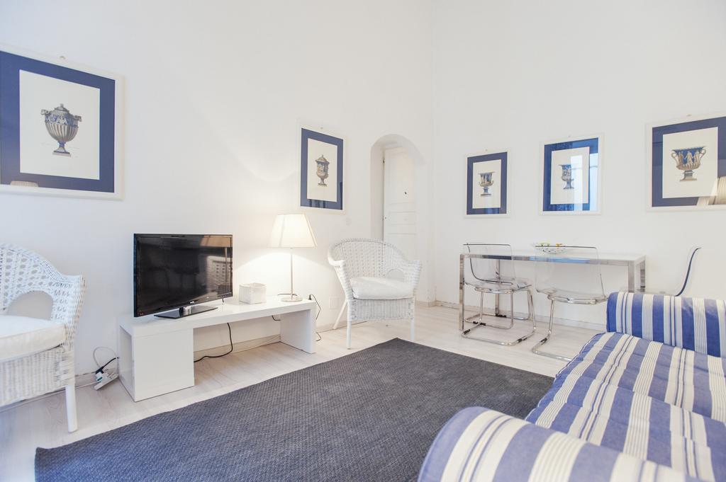 Apartment Via Sicilia Apartment Rome